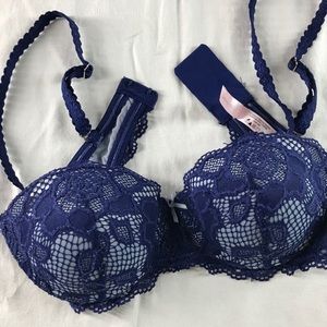 Navy Push Up, Sz34A.                      10-18RUN